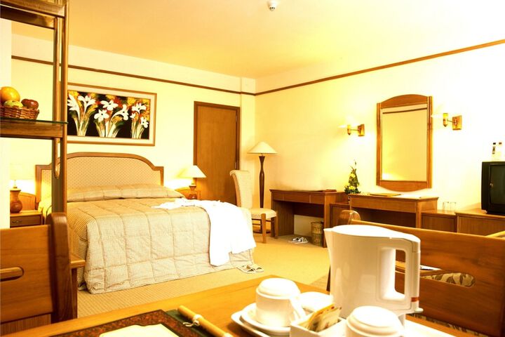Room 14 of 56