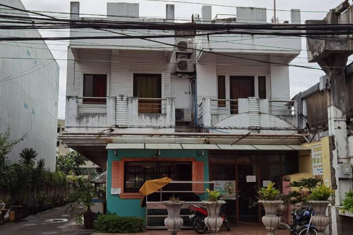 Exterior of Domer Residencias Naga City