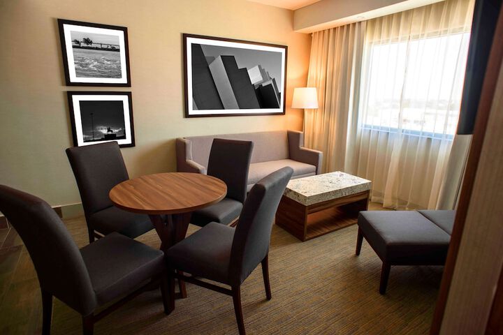 Room 16 of 39