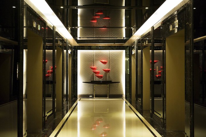 Hotel 2 of 59