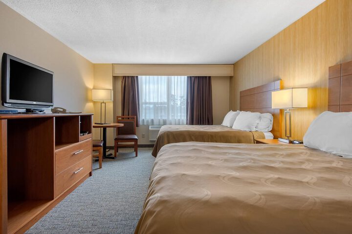 Room 16 of 32