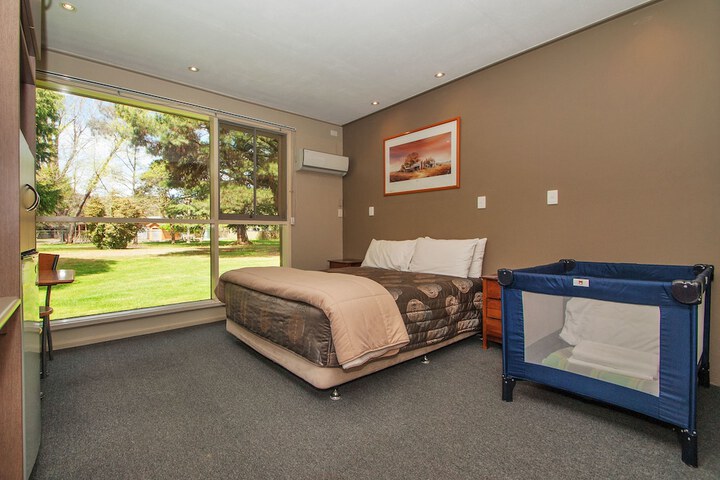 Room 7 of 40