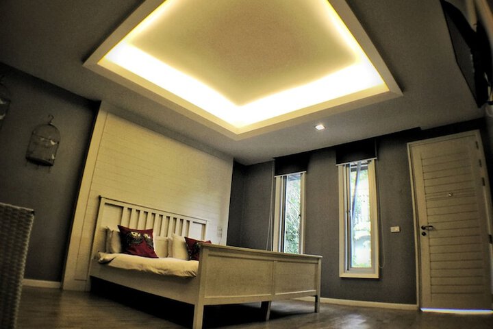 Room 10 of 69