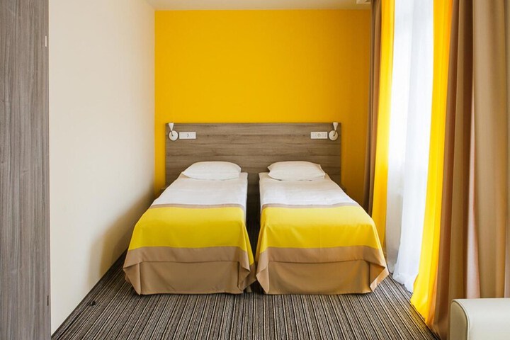 Room 14 of 53