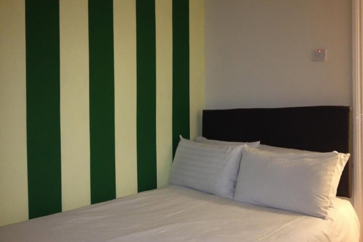 Room 9 of 51