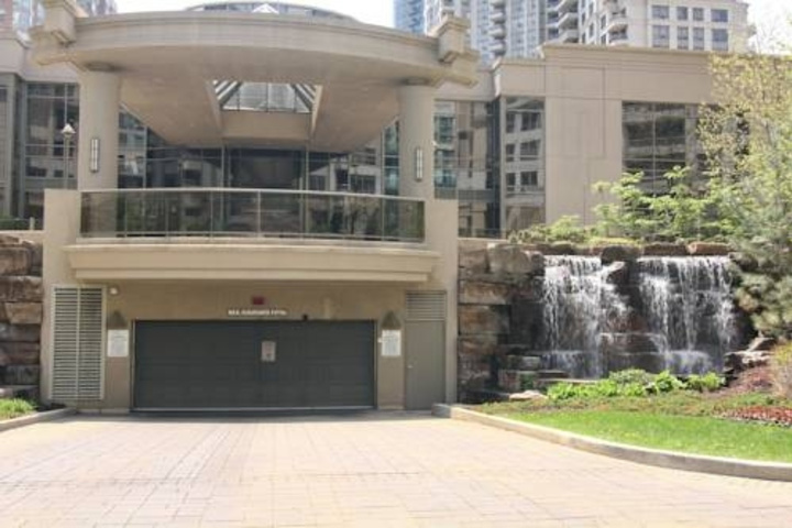 Pelican Executive Suites