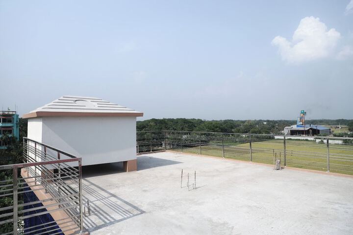 Terrace/Patio 8 of 29
