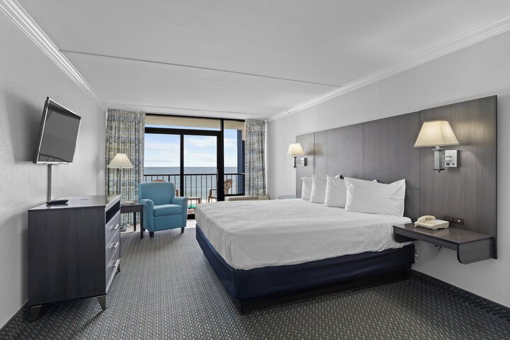 Condo Standard King Bed Murphy Bed Partial Ocean View (1 of 7)