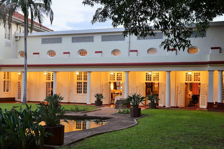 Hotel Exterior 118 of 130