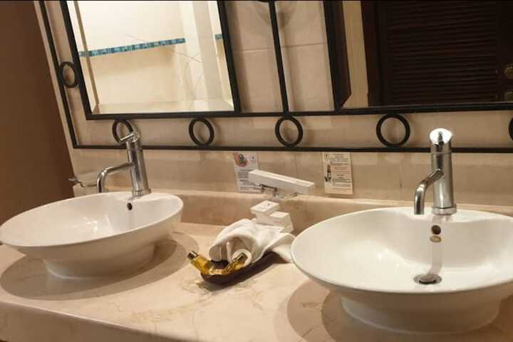 Bathroom Interior Photo