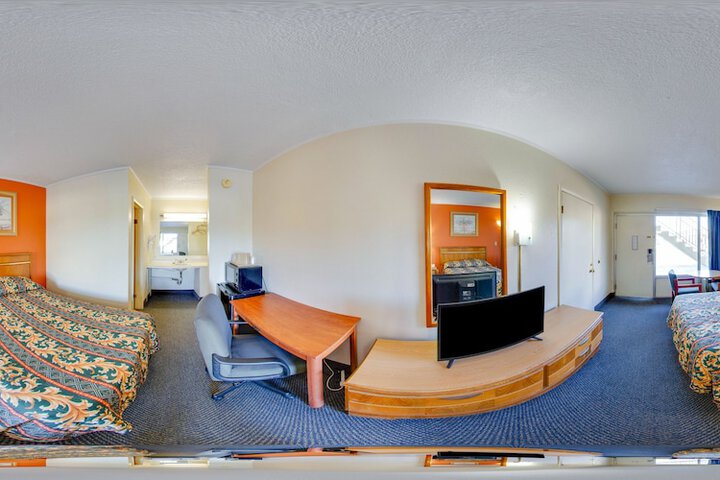 2 Double Beds (7 of 11)