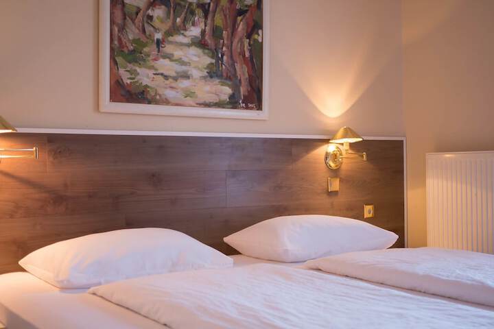 Room 15 of 74