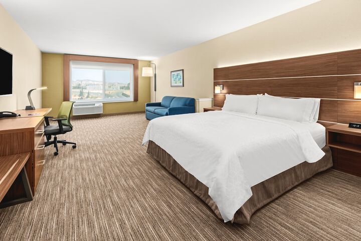 1 King Standard Extra Floor Space (8 of 8)