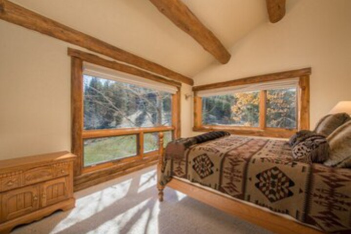 Room 20 of 26