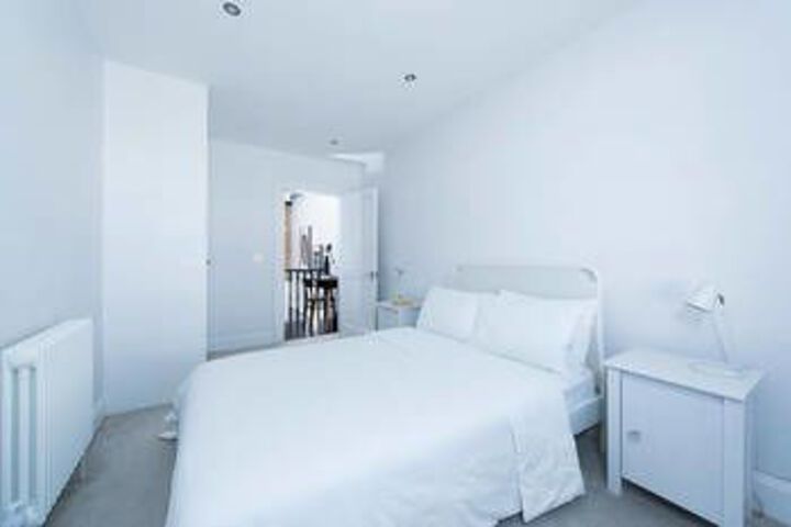Stunning 2BR Flat in Kensington