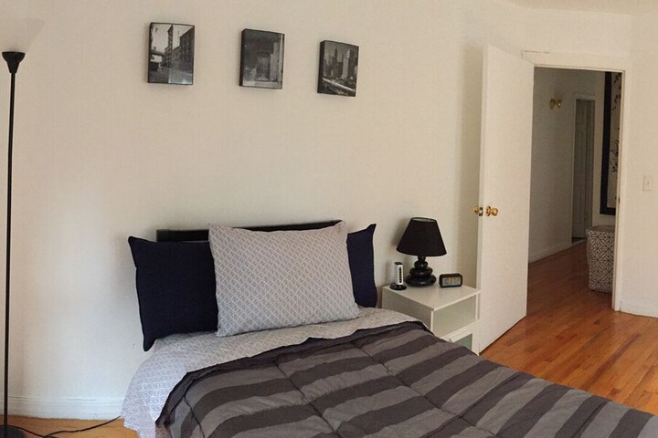 Room 2 of 14