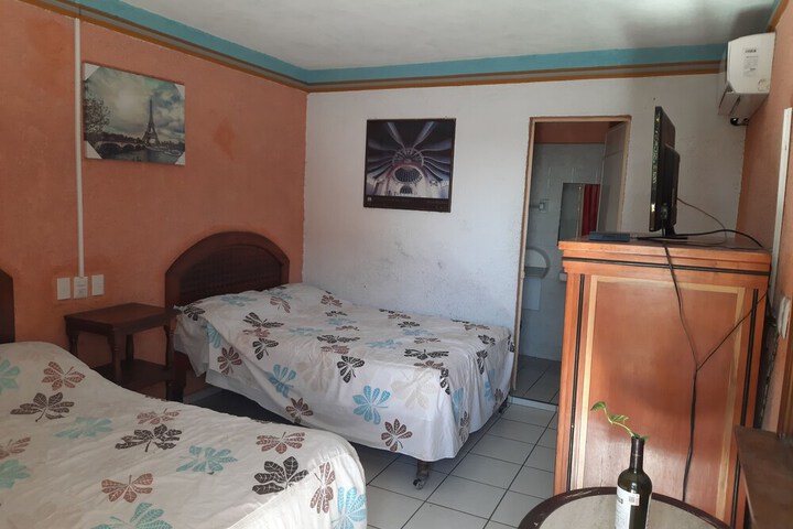 Room 13 of 54