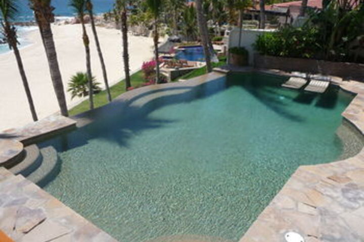 Pool 17 of 21
