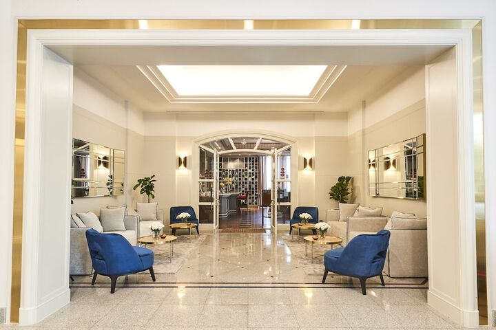 Hotel Interior 7 of 79