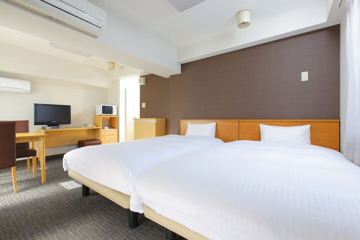 Room 7 of 53