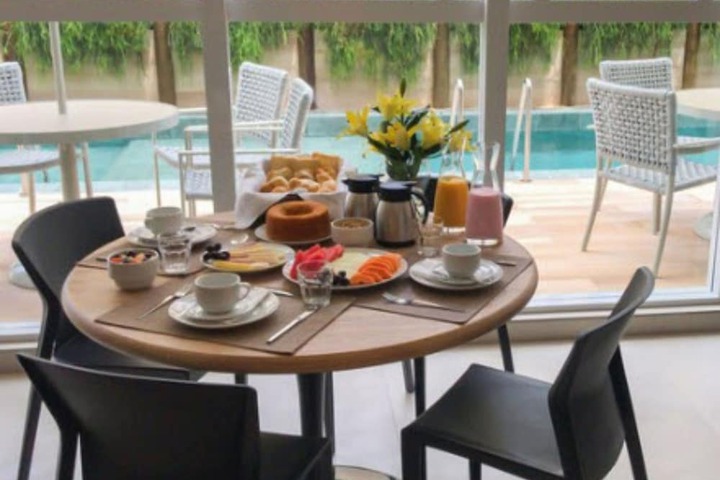 Breakfast/Coffee Service 42 of 53