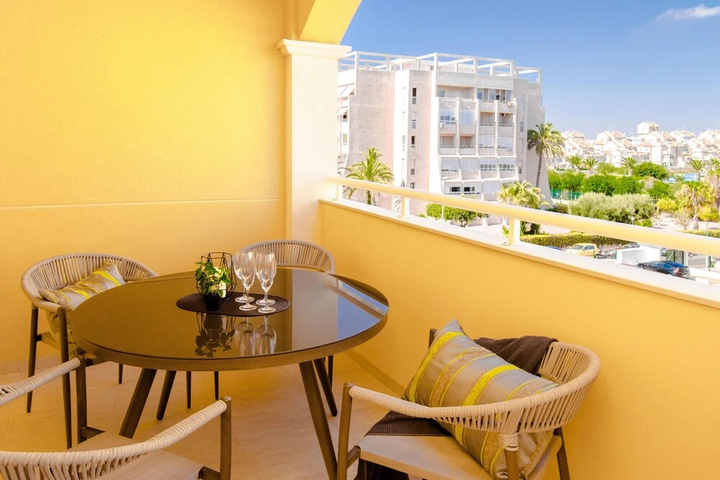 Terrace/Patio 6 of 16