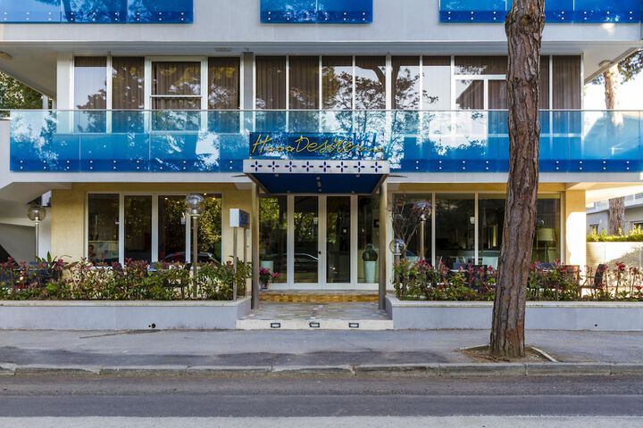 Hotel 44 of 48