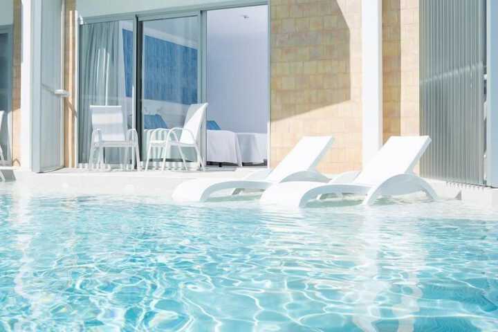 Pool 164 of 282