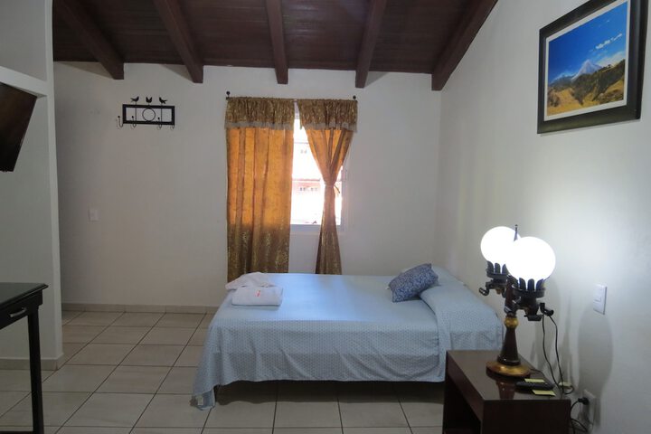 Room 50 of 174
