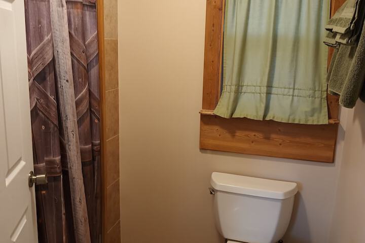 Room 32 of 40