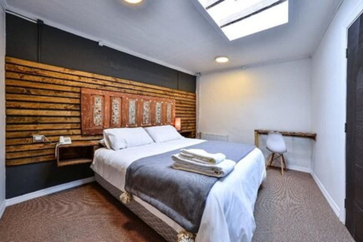 Room 18 of 57