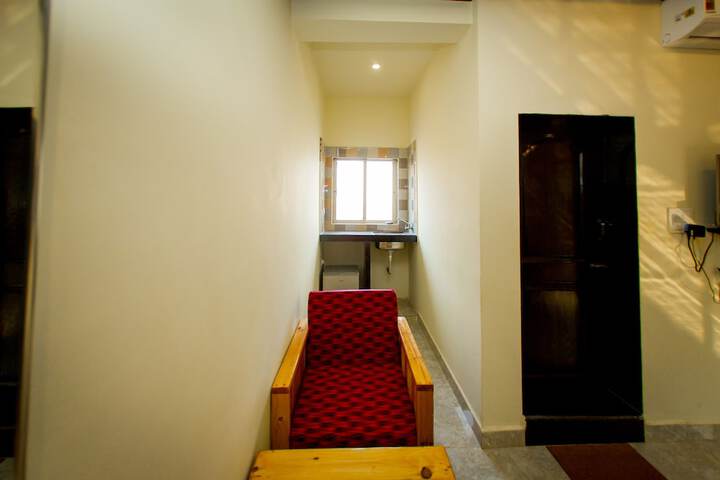 Room 34 of 144