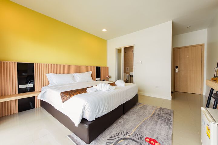 Room 12 of 44