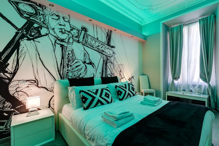 Room 5 of 46