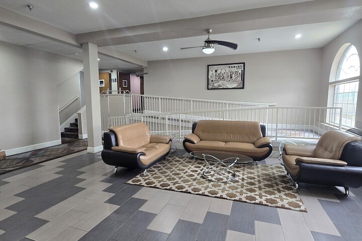 Hotel Interior 3 of 32