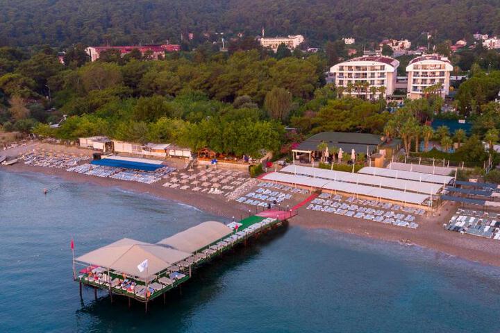 Ring Beach Hotel
