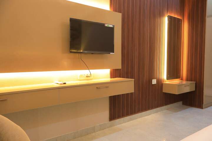 Room 25 of 71