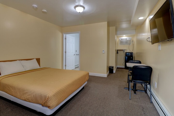Room 15 of 58