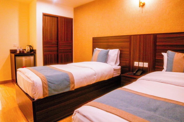 Room 3 of 14