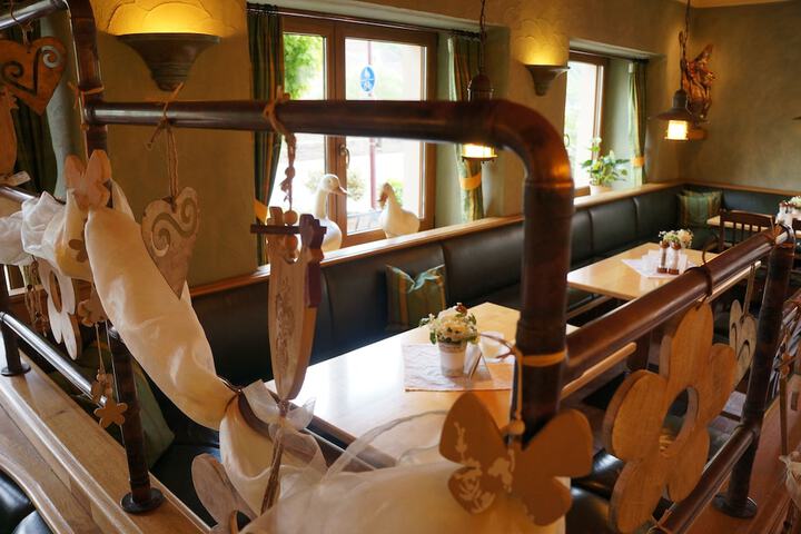 Dining Photos
