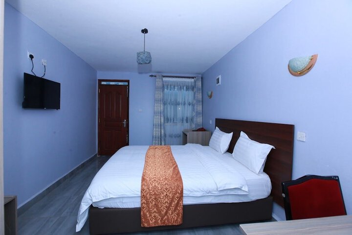 Room 5 of 55