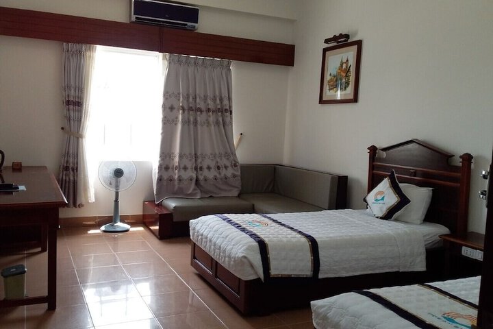 Room 20 of 35