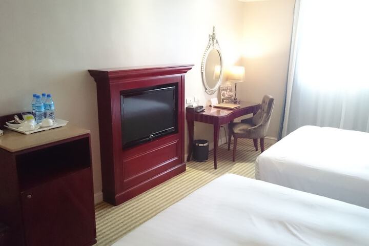 Room 21 of 56