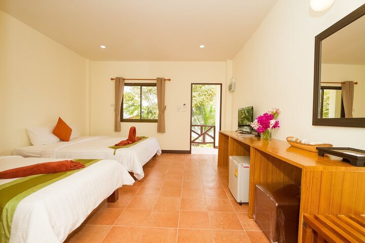 Room 5 of 42