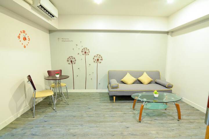 Room 17 of 30