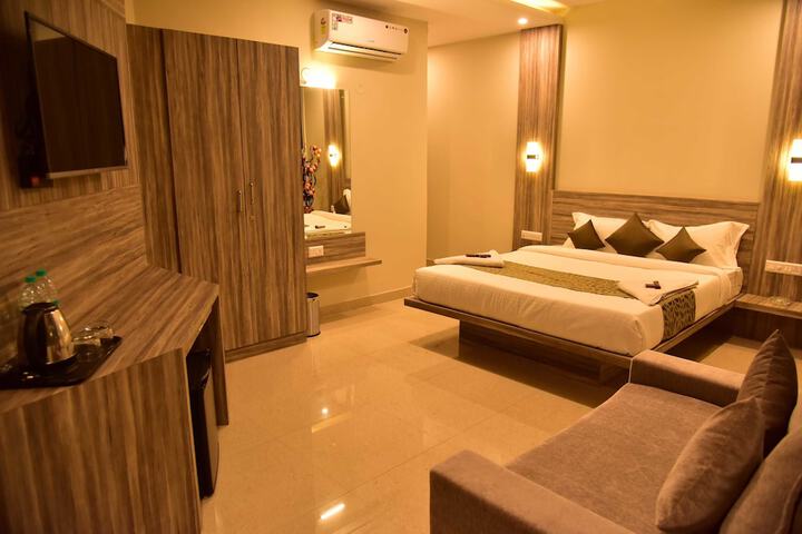Room 6 of 21