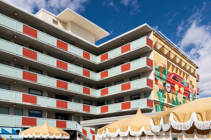 Hotel 52 of 54