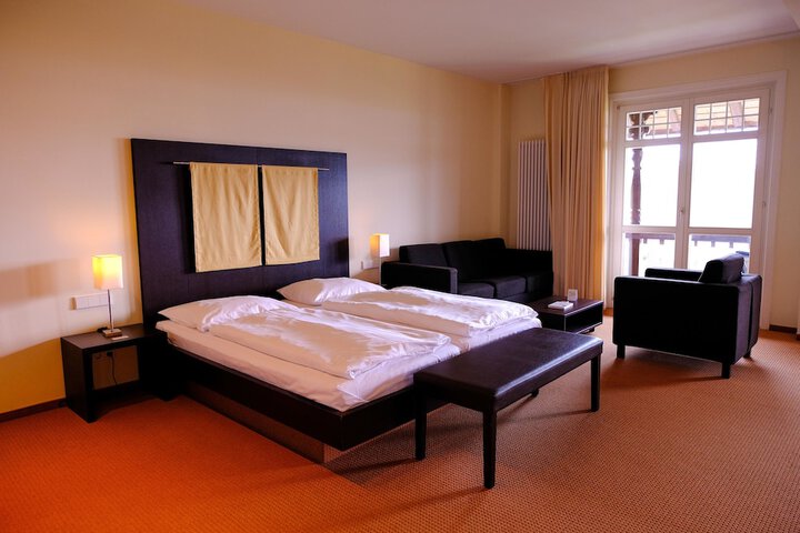 Room 27 of 116