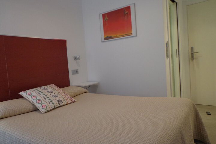 Room 5 of 41