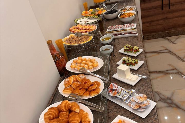 Dining 206 of 235